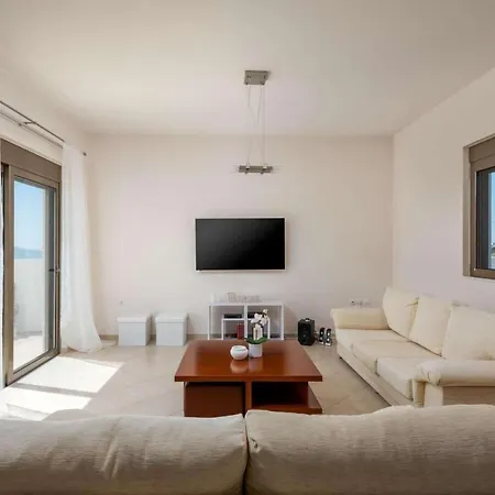 Diamond Hill Villa *